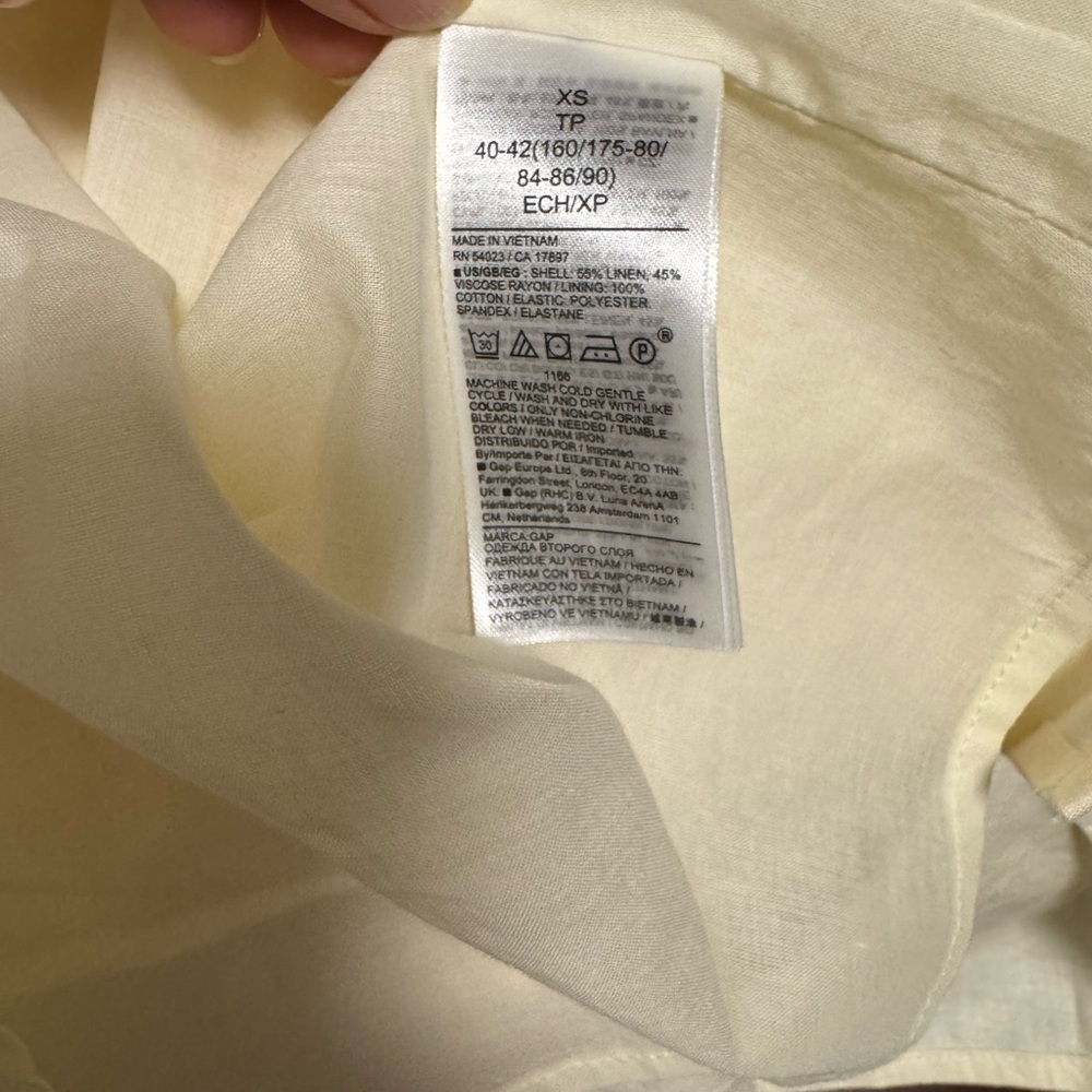 GAP Cream Short Puff Sleeve Dress - Picture 12 of 14